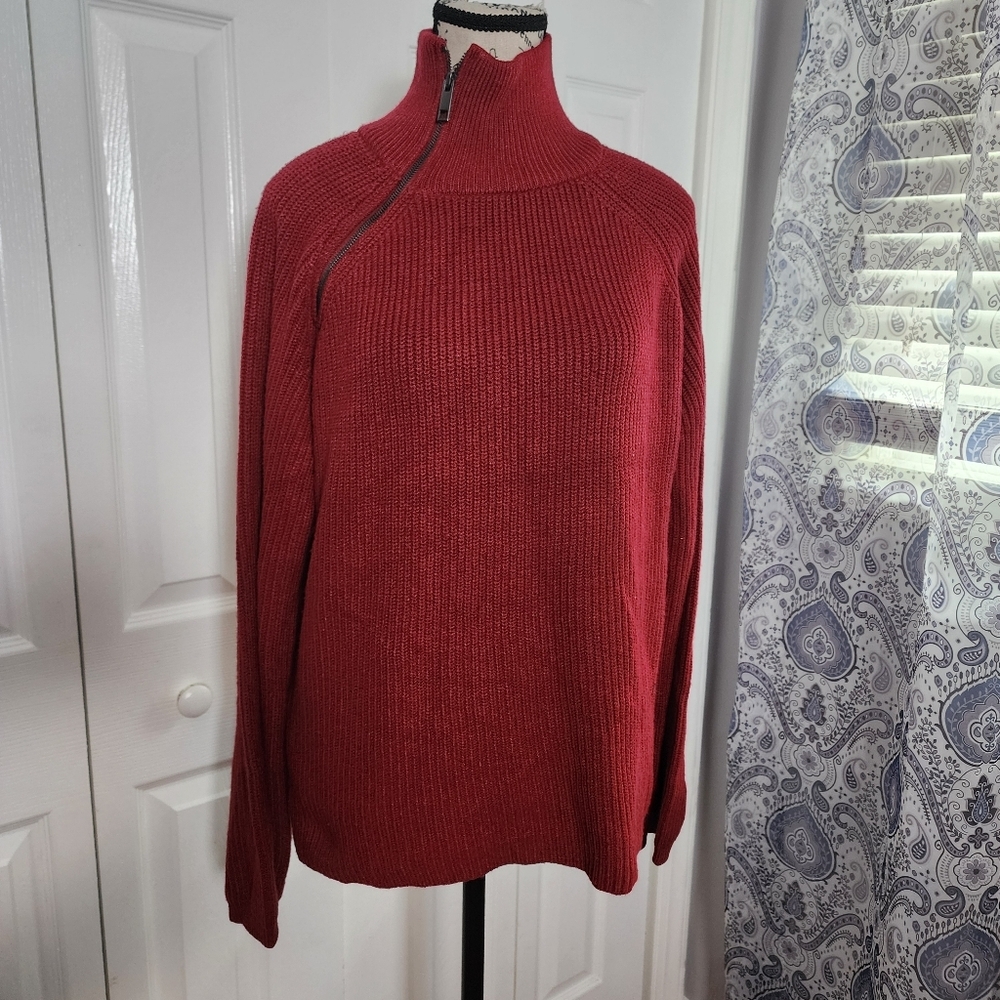 RD Style S Women's Red Zipper Sweater NWT